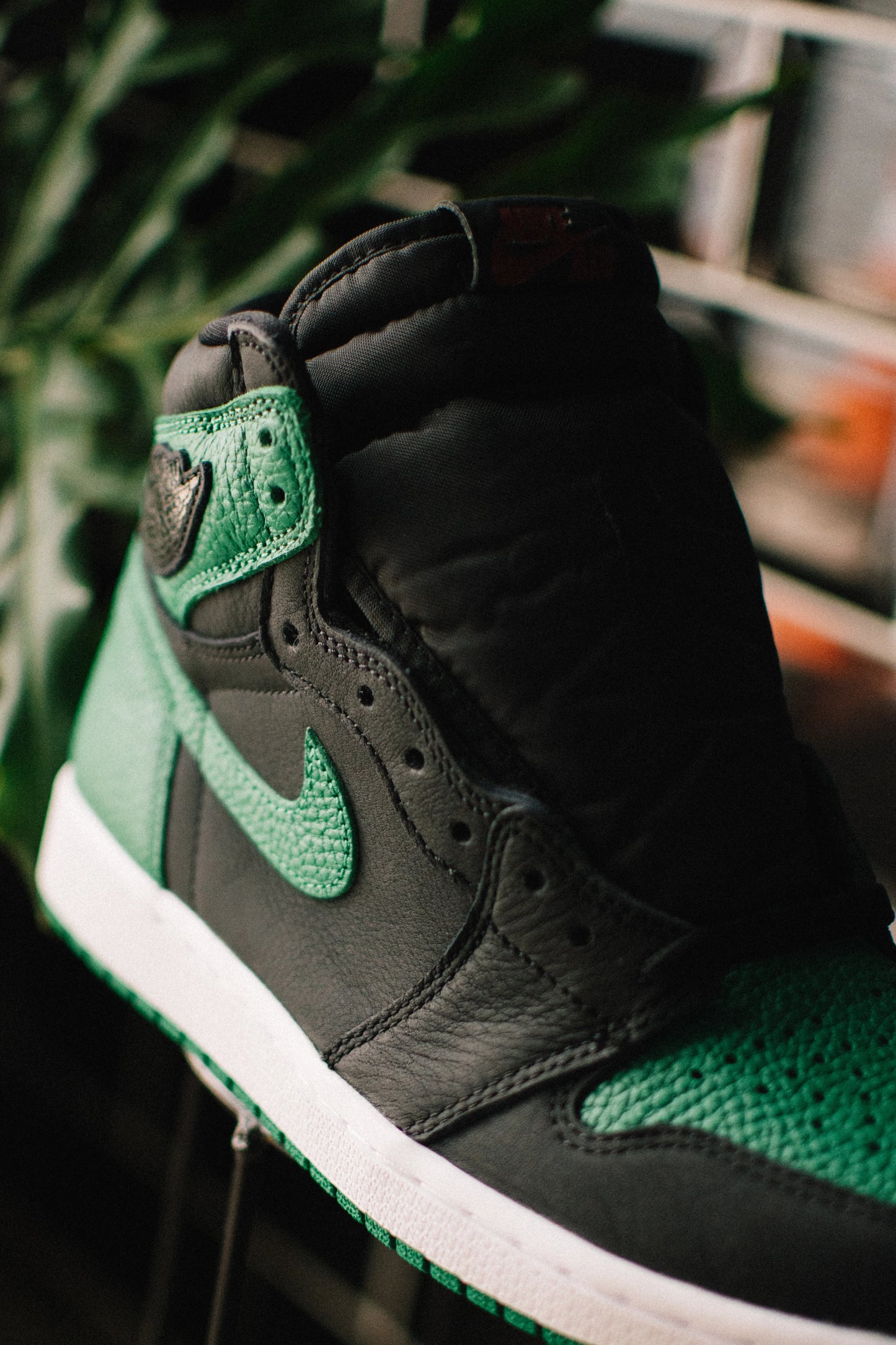 JORDAN 1 HIGH " PINE GREEN "