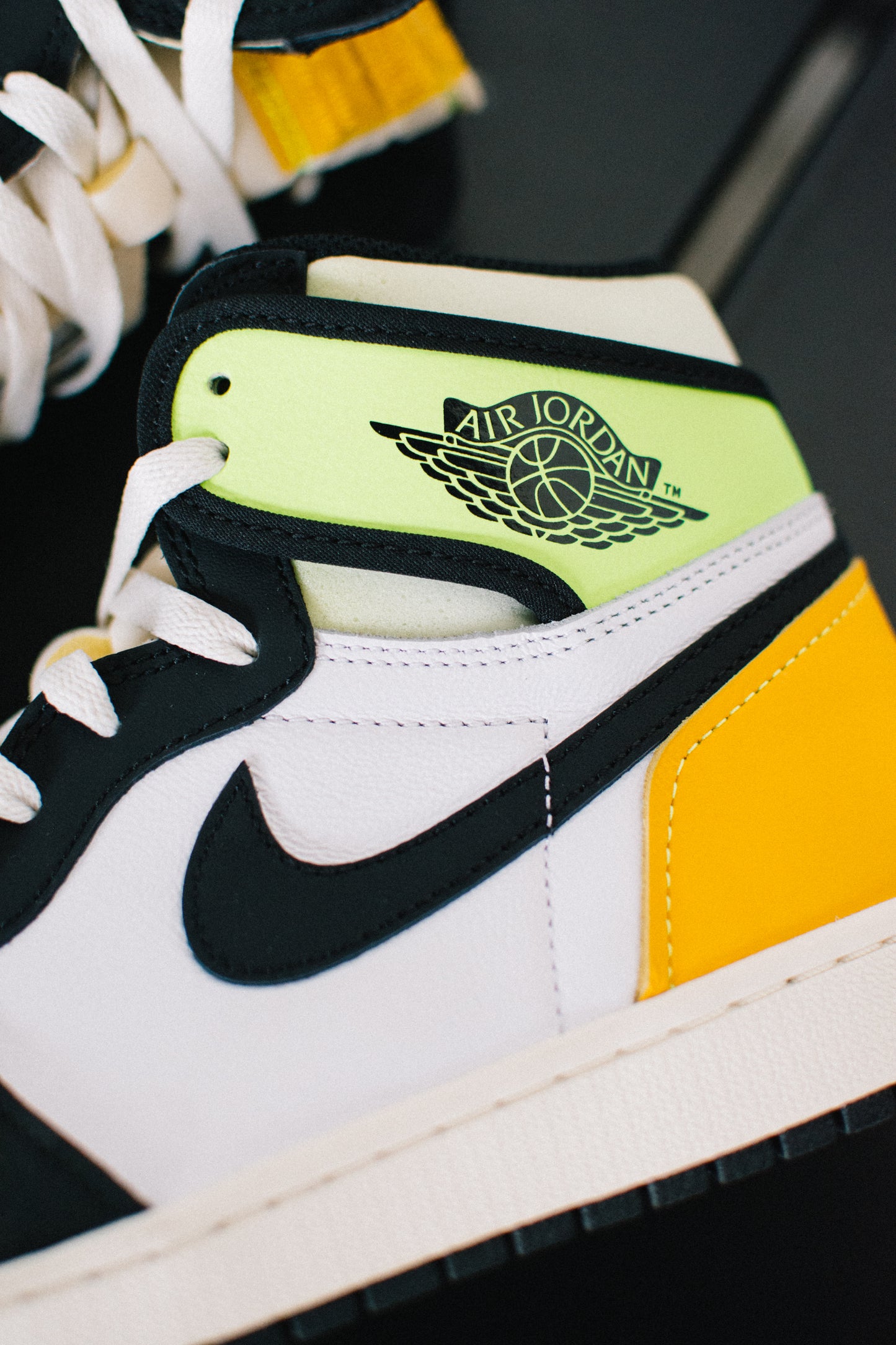 JORDAN 1 HIGH " VOLT GOLD "